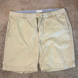 Mens Kahki J. Crew shorts!
